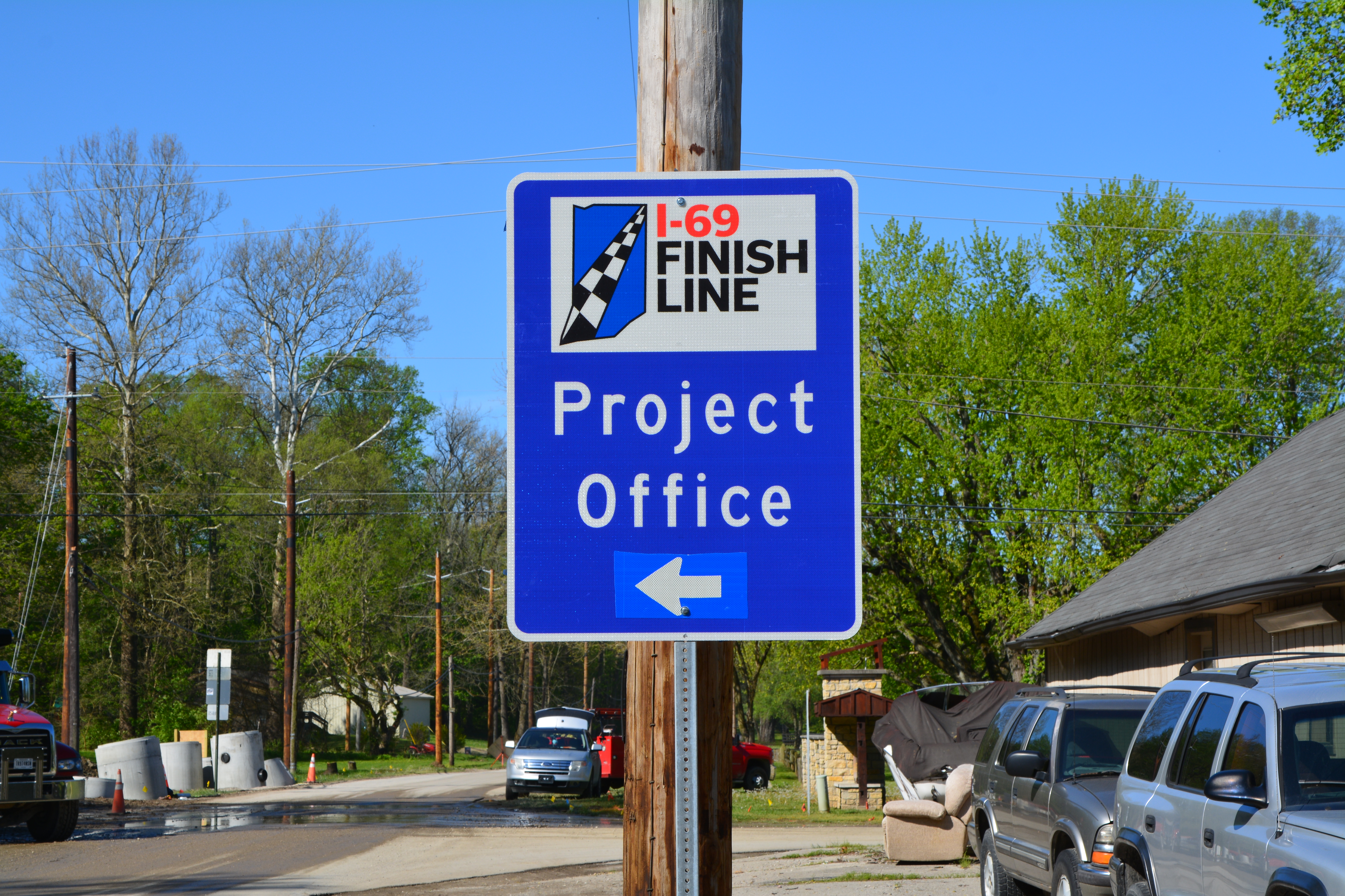 I-69 Finish Line Sign