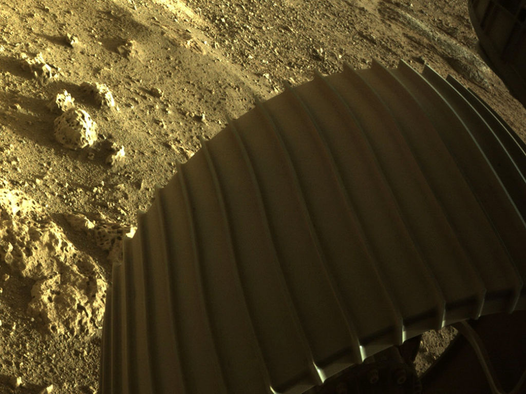 Perseverance tires on Martian surface