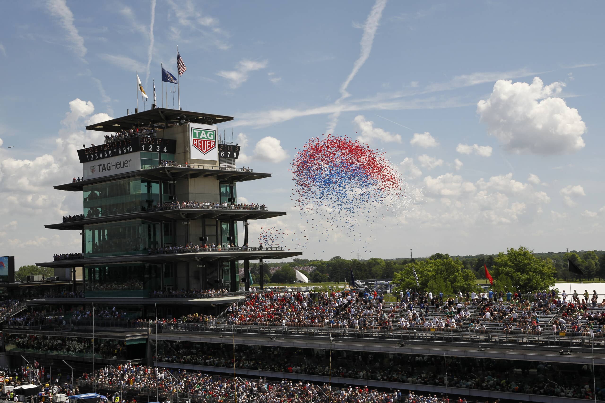 Indy 500 balloon release