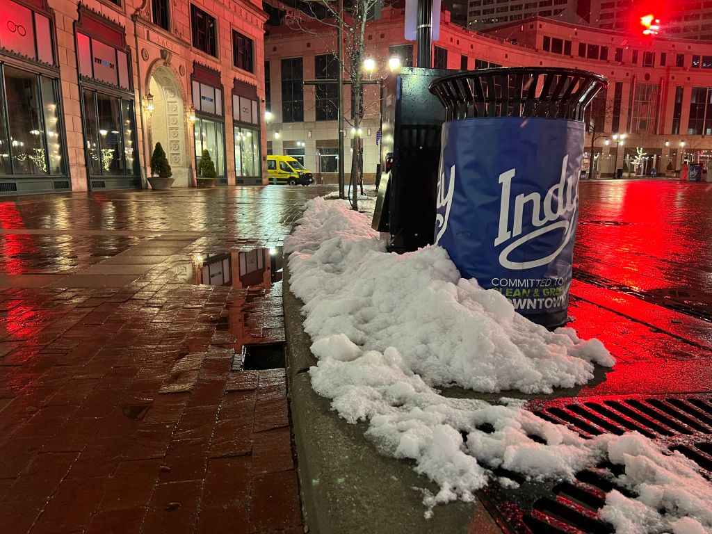Indianapolis residents complain about delayed snow removal