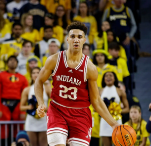 Trayce Jackson-Davis brings it up against Michigan