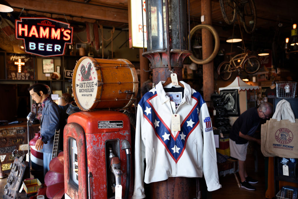 Antique shop in Nashville, Tennessee