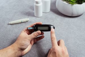Checking blood sugar level