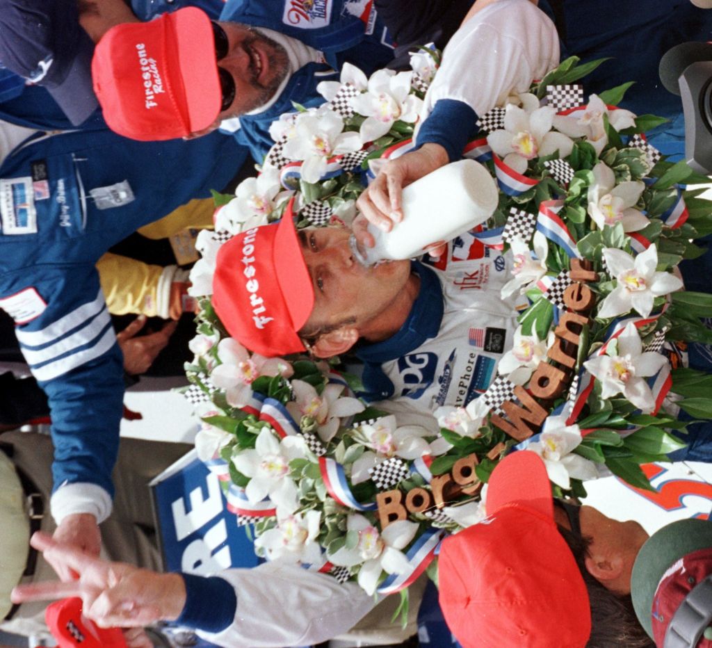 CAR-INDY500-LUYENDYK MILK