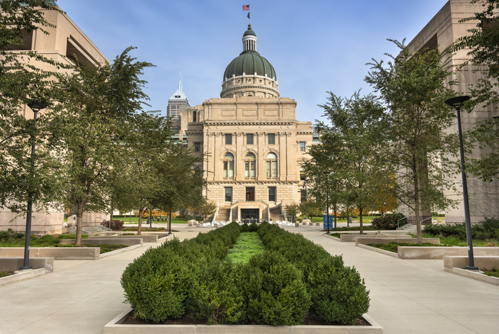 Building exterior of the Indianapolis statehouse, Indiana, USA