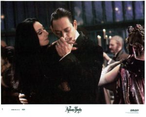 Anjelica Huston And Raul Julia In 'The Addams Family'
