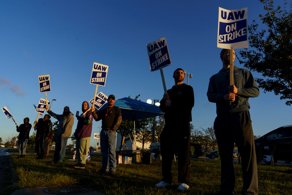 United Auto Workers Expand Strike To Ford Truck Plant In Kentucky
