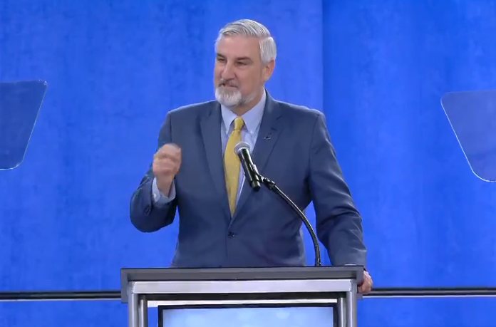 Holcomb at Scouting Luncheon