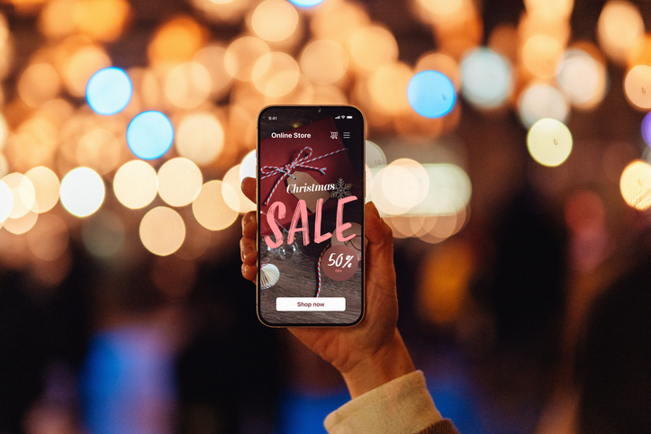 Online Christmas shopping via smartphone