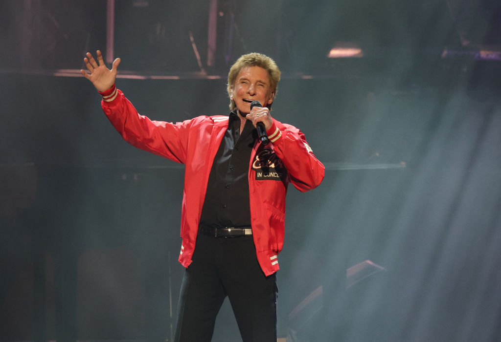 Barry Manilow To Break Elvis Presley's Record For Shows At The Westgate Las Vegas Resort & Casino's International Theater