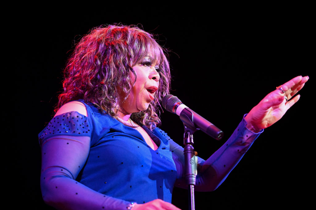 Deniece Williams performs live on stage during The Giants Of...