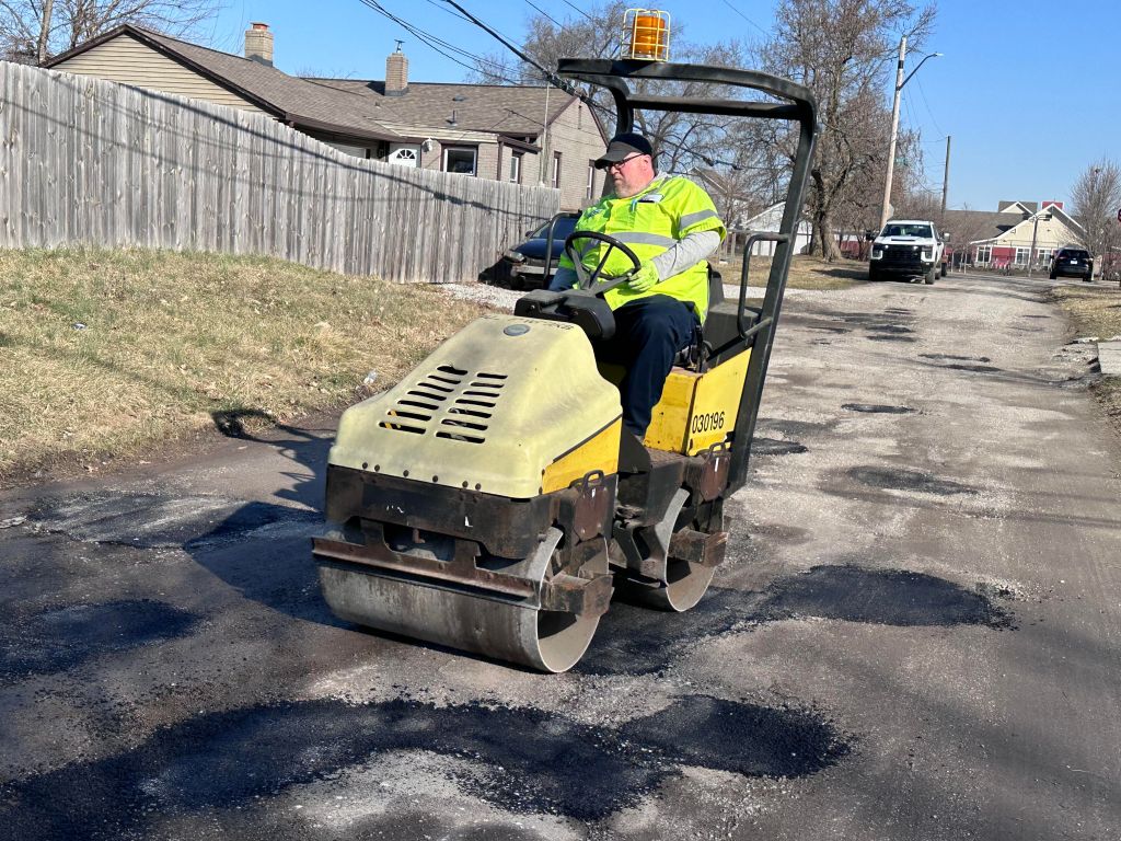 Indy Crews Filling Potholes