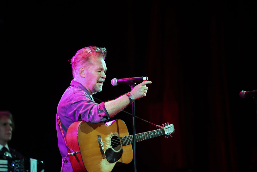 John Mellencamp would like you to behave. Or ‘don’t come to my show.’