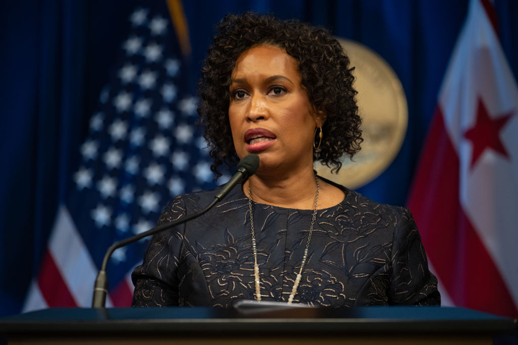 The Mayor of DC is reinventing the art of the grift, Masters Style