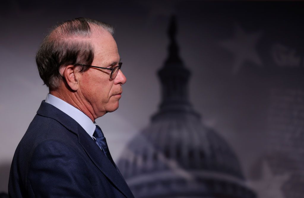 Mike Braun pulls out