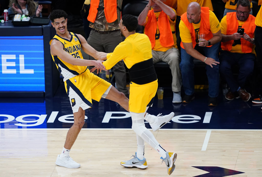 Pacers Close Out Bucks