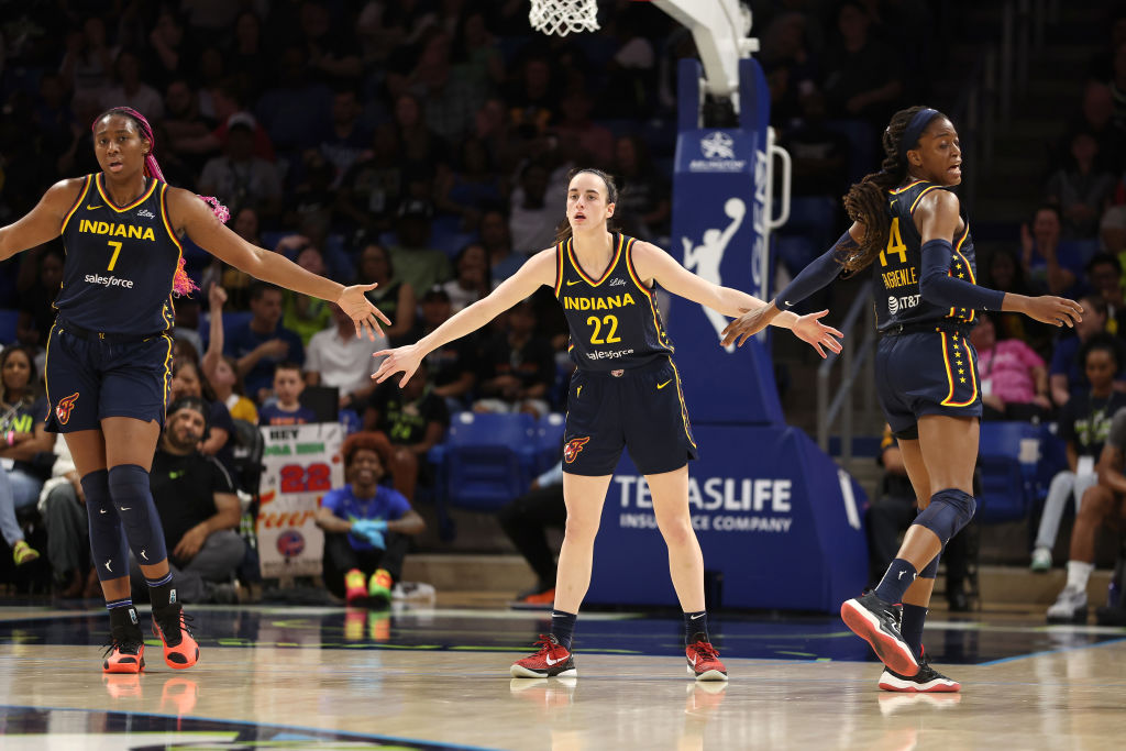 Indiana Fever v Dallas Wings