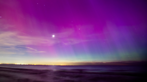 photo of the northern lights in Northern Indiana last night