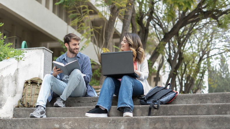 university students at the campus