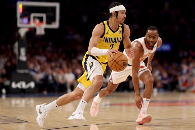 Andrew Nembhard Made 8 of His 10 Shot Attempts to Score 20 Points