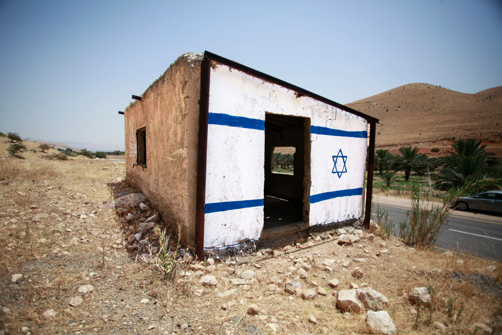 Gantz and Gallant move to remove Netanyahu