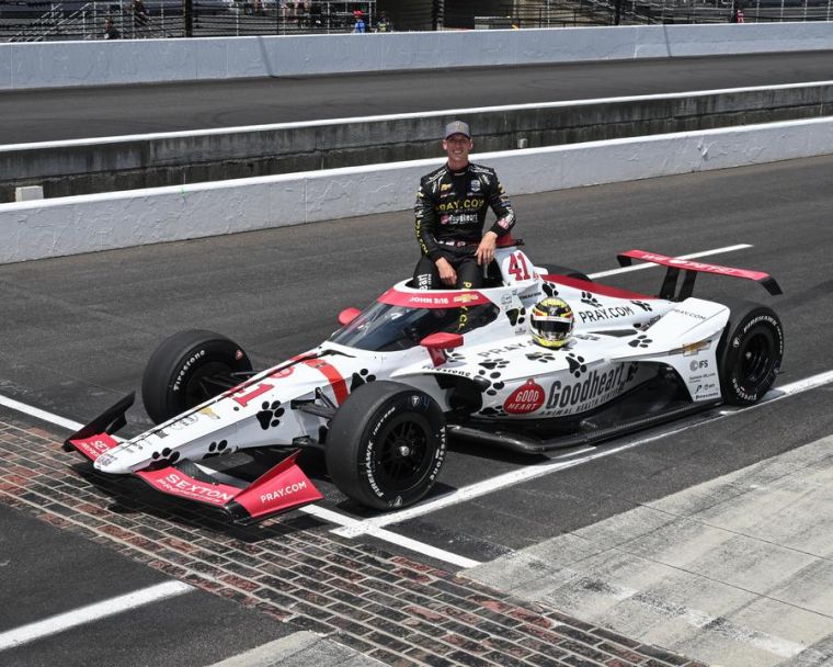 Sting Ray Robb. Middle, Row 8 (231.826 mph)