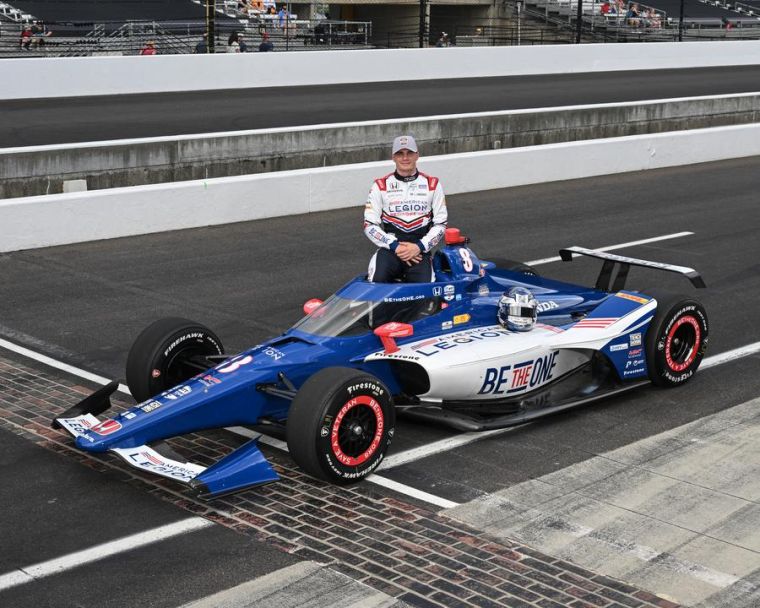 Linus Lundqvist. Outside, Row 9 (231.506 mph)