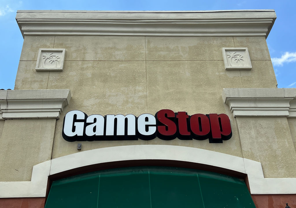 ETrade Considers Removing GameStop