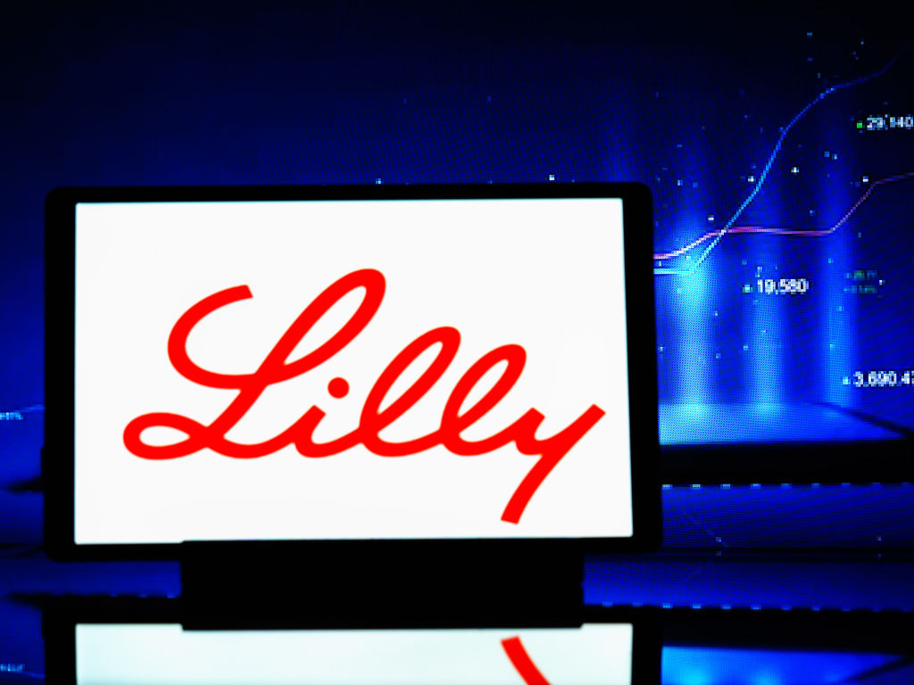 Lilly gets FDA love for Alzheimer drug
