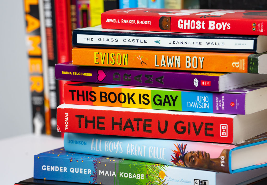 Carmel-Clay School Board Holds Vote on Banning Book