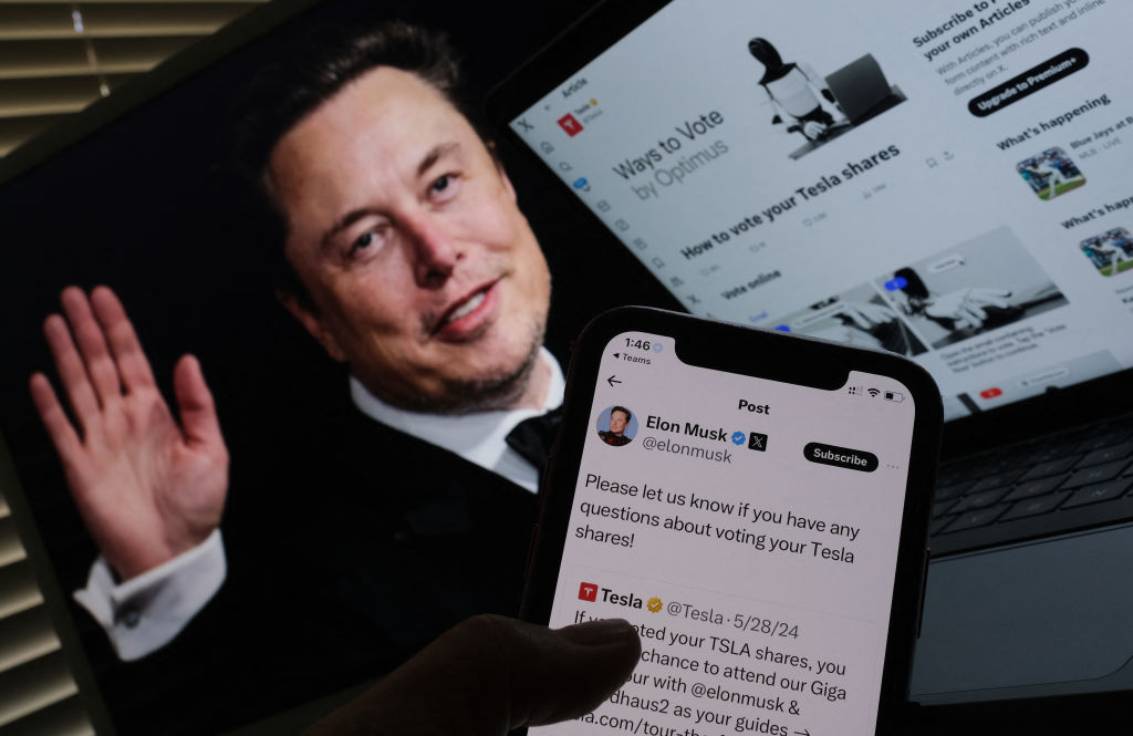 Elon Musk is shown the love