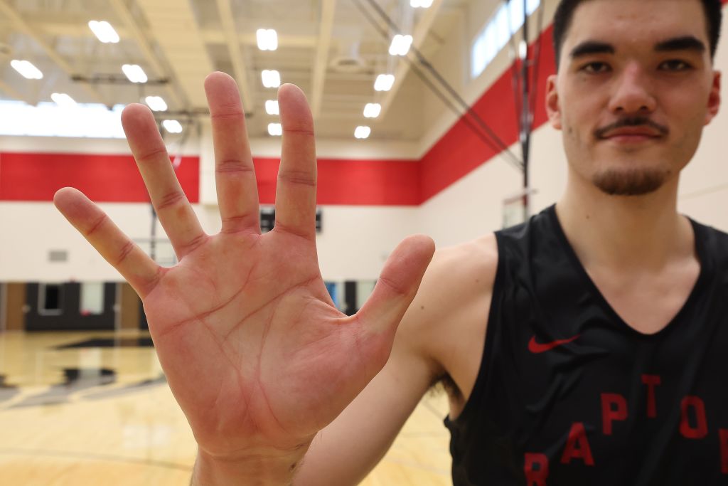 Zach Edey going to the Grizzlies