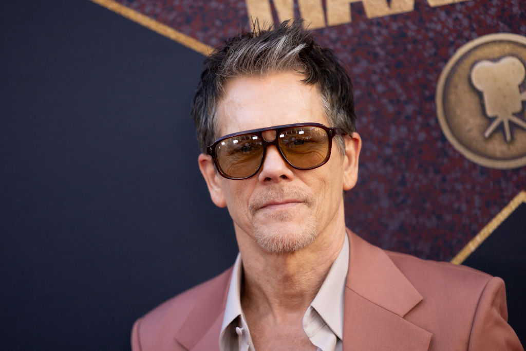 Kevin Bacon tried out being a regular guy and hated it