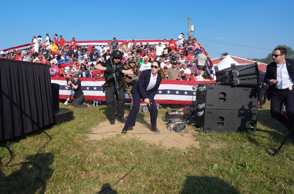 BUTLER, PENNSYLVANIA - July 13: Secret service agents approach