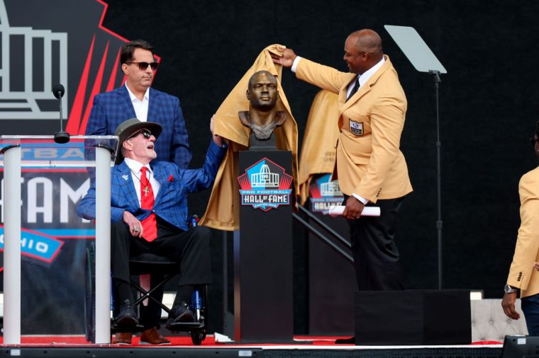 Freeney's Bronze Bust Unveiled
