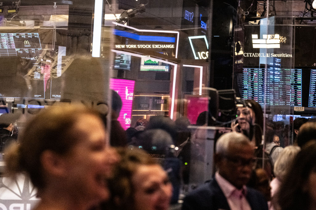 Wall Street cheers while Midwest Main Street Struggles