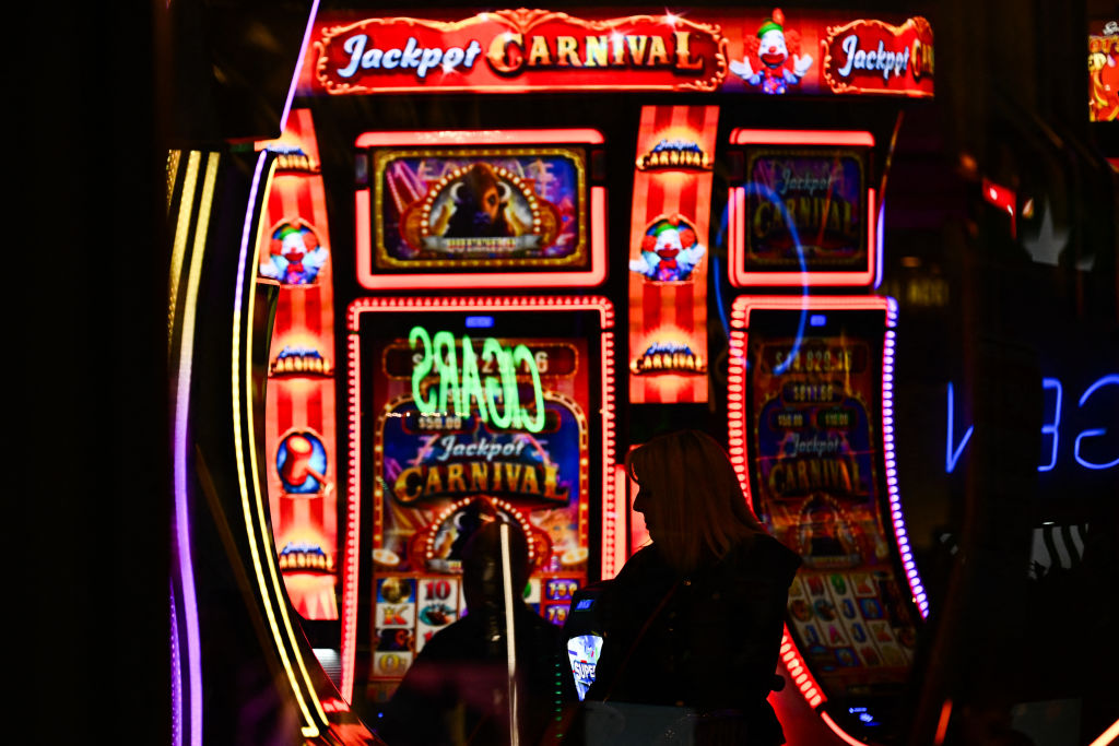 Federal appeals court allows betting on elections, ruling against government