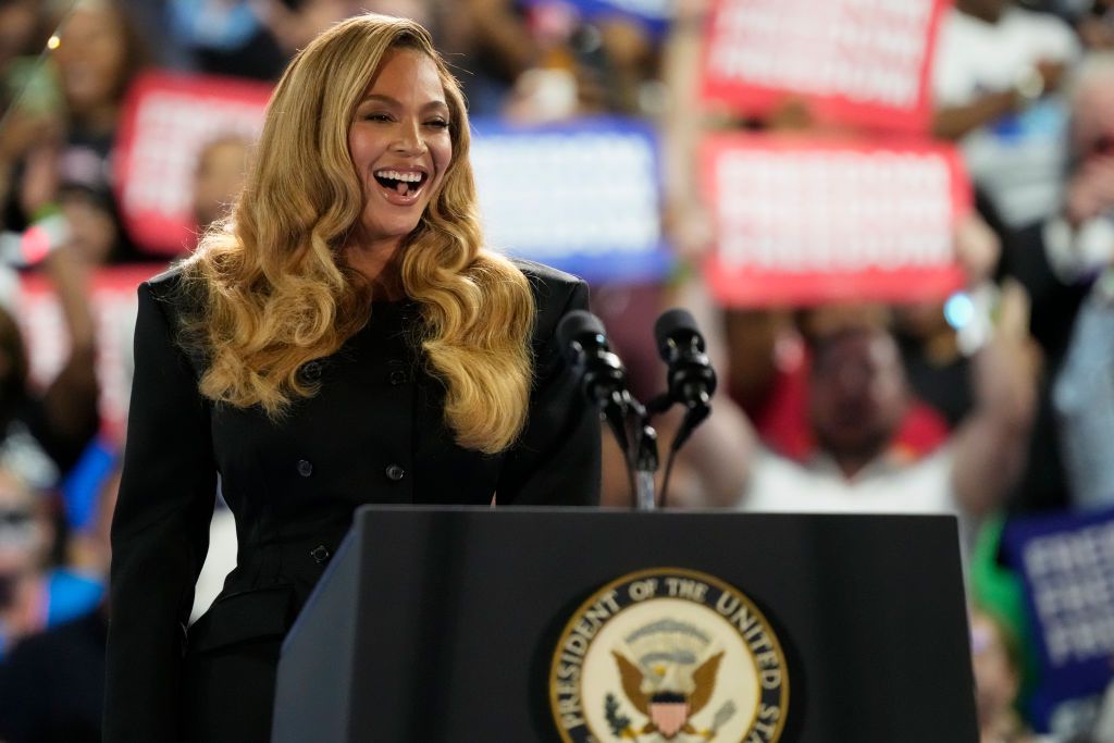 Beyoncé's Appearance At Kamala Harris' Rally Angers Crowd