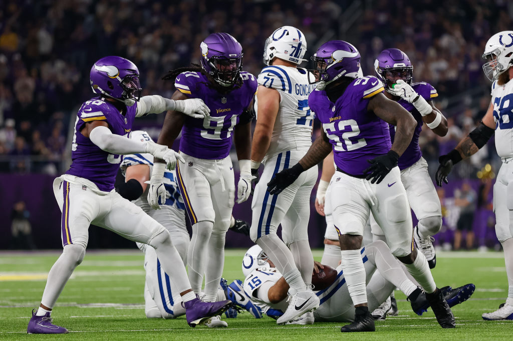 NFL: NOV 03 Colts at Vikings