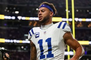 NFL: NOV 03 Colts at Vikings