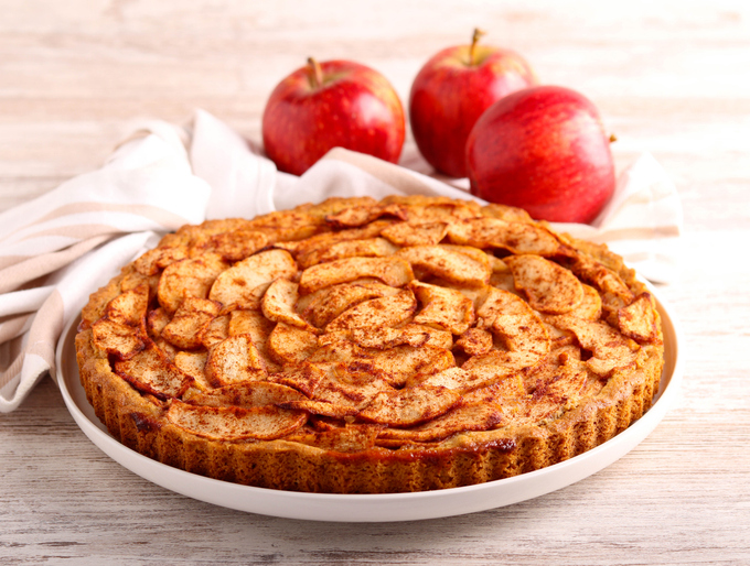 Cinnamon apple tart slice