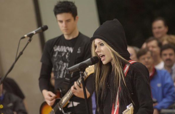 Avirl Lavigne Performs on the Today Show.