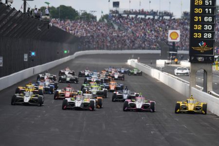 En Indiana se celebran las 500 Millas de Indianápolis, el evento deportivo de un solo día más grande del mundo.