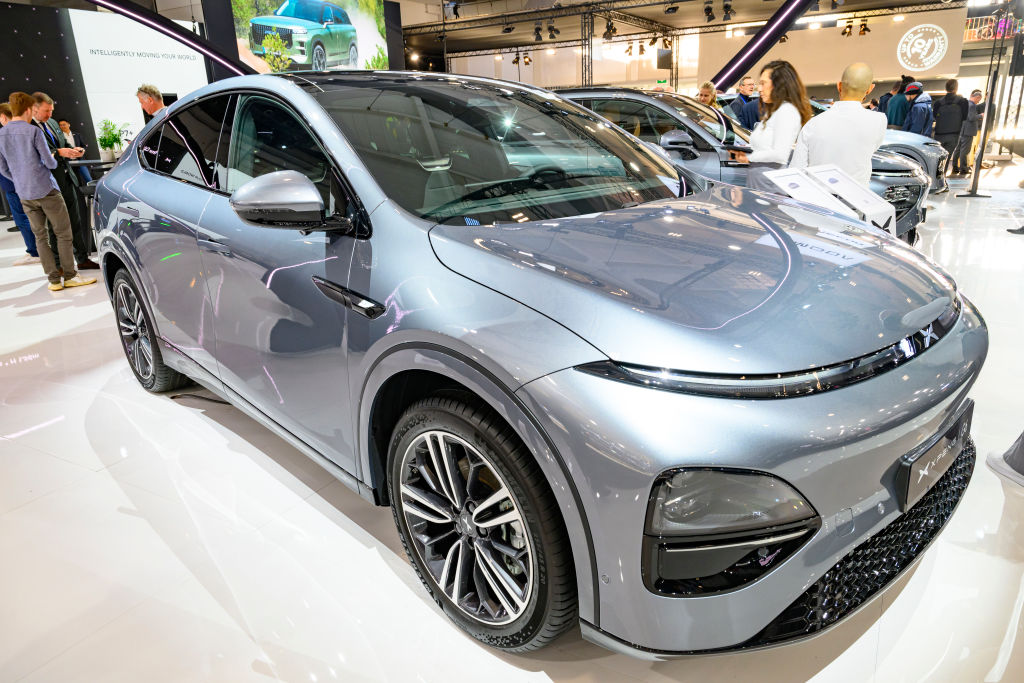 EV, hybrid sales reached a record 20% of U.S. vehicle sales in 2024