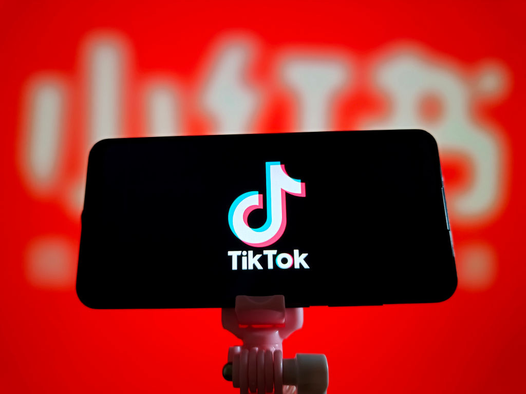 Illustration TikTok RedNote