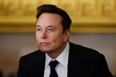 Elon Musk, CEO de Tesla, SpaceX y X, llega a la inauguración