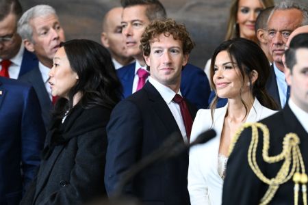 Mark Zuckerberg, CEO de Facebook, llega a la toma de posesión