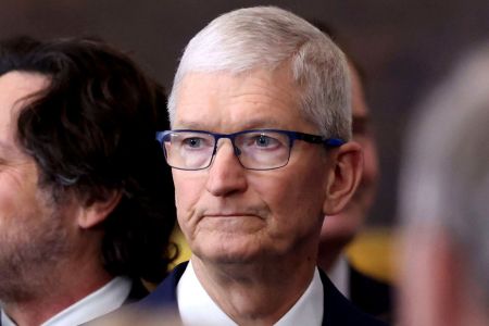 Tim Cook asiste a la toma de posesión de Donald J. Trump.
