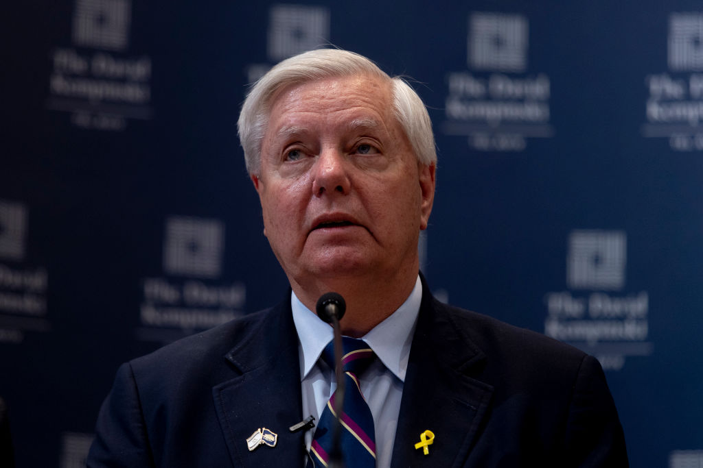 Twitter Troll calls Tony a Lindsay Graham accolite