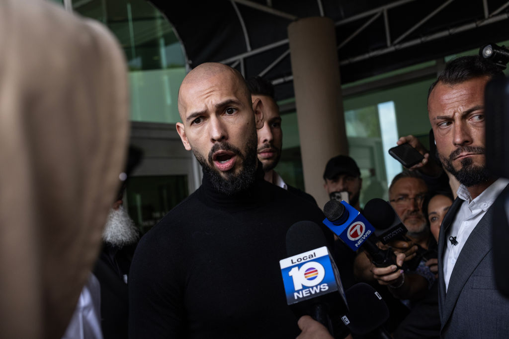 Andrew Tate returns to the US